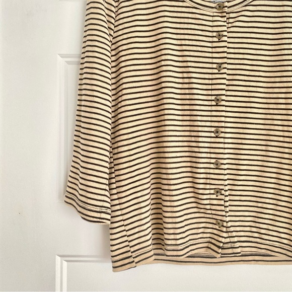 Tan and Black Striped Knitted Cardigan Size XL - Picture 2 of 2